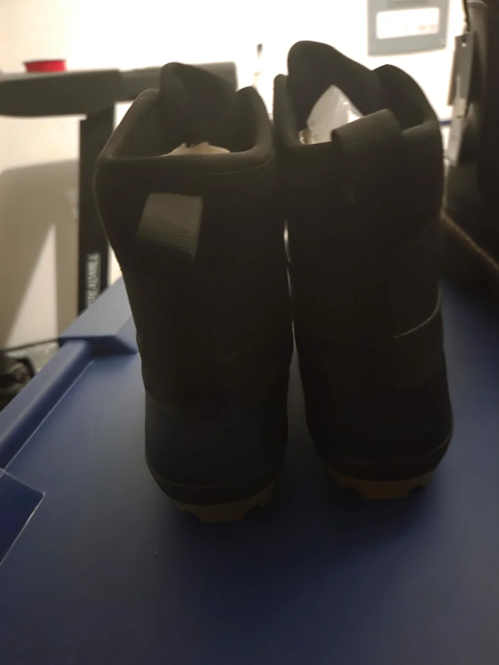 Womens Black Winter Duck Boots with Contrast Laces